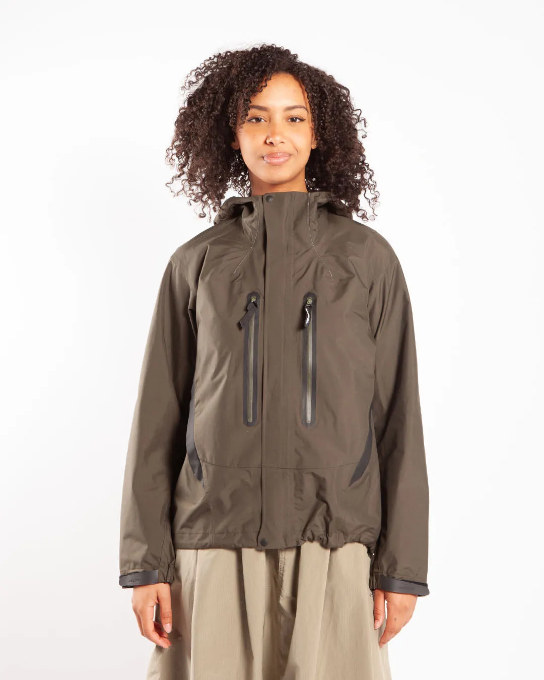 and wander 2.5L Hiker Rain Jacket Dark Khaki