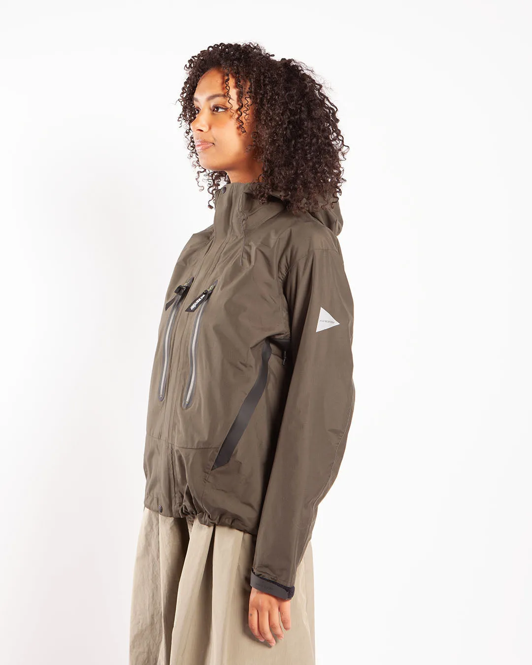 and wander 2.5L Hiker Rain Jacket Dark Khaki