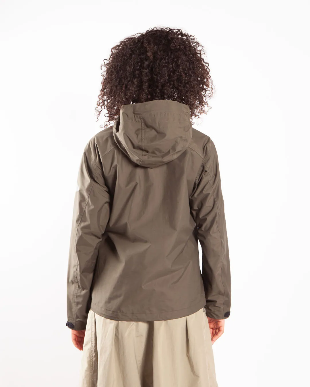 and wander 2.5L Hiker Rain Jacket Dark Khaki