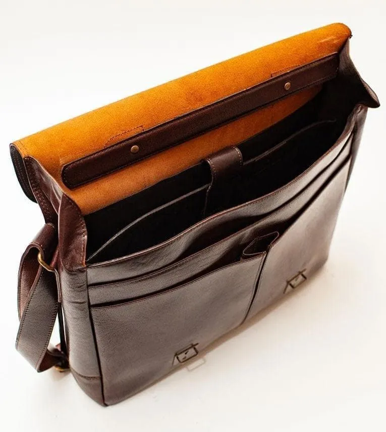 Coarse Leather Messenger 16