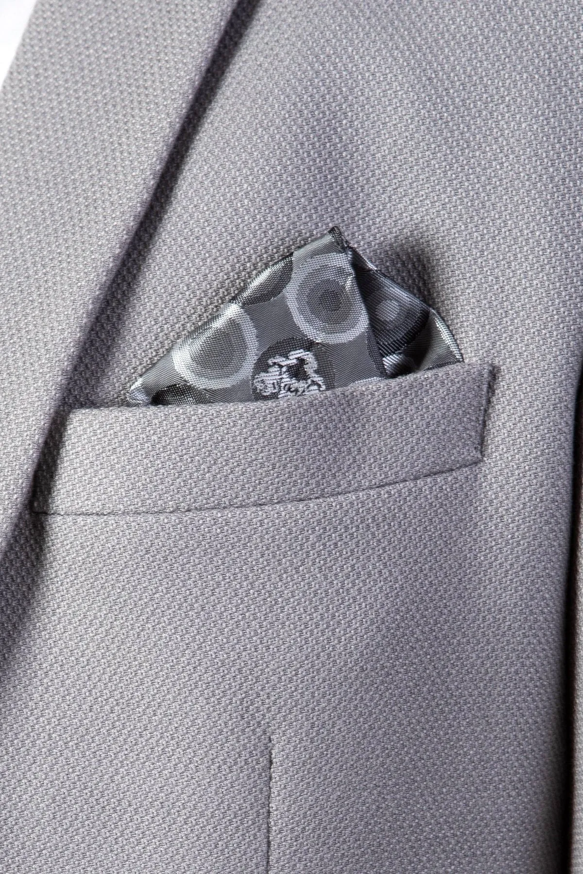 EDWIN - Silver Grey Notch Lapel Three Piece Suit