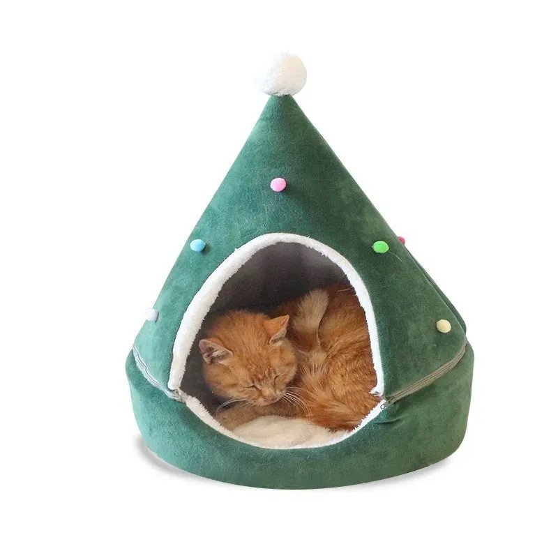 Festive Fir Cozy Pet Bed