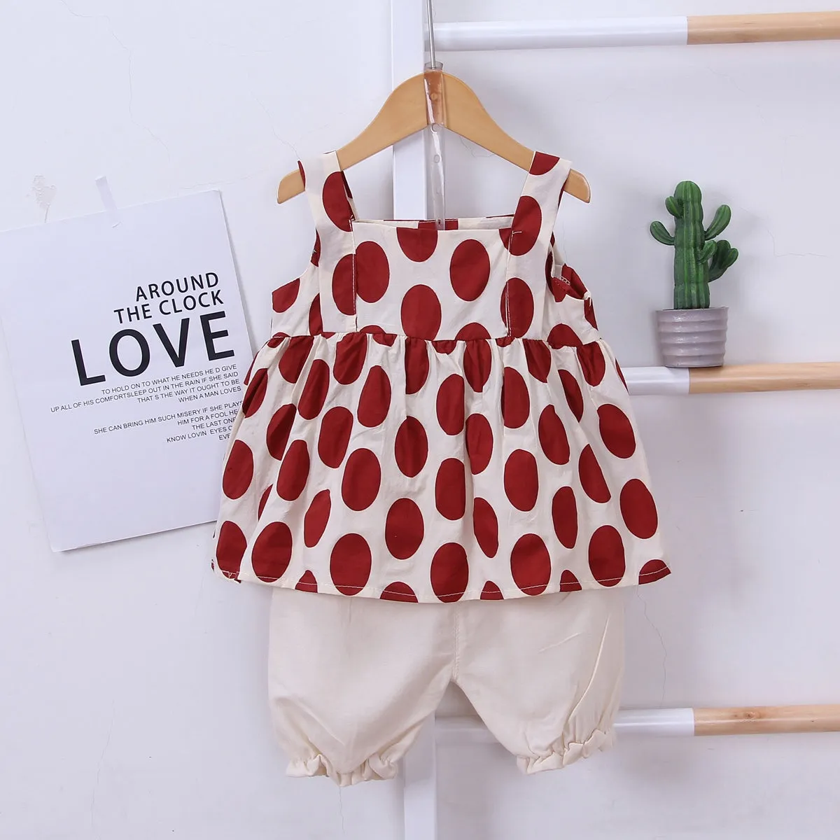 Girls Large Polka Dot Vintage Look 2 Pcs Set