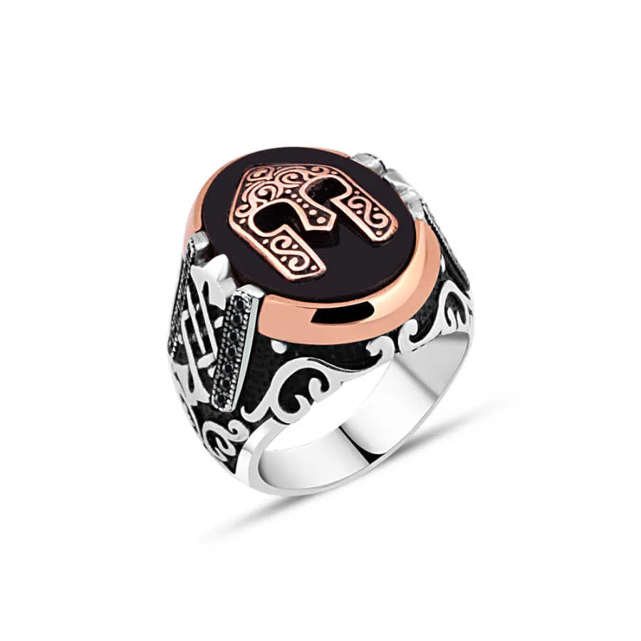 Helmet on Black Ellipse Onyx Stone Silver Men's Ring Siding Braid Pattern Motive and Zircons