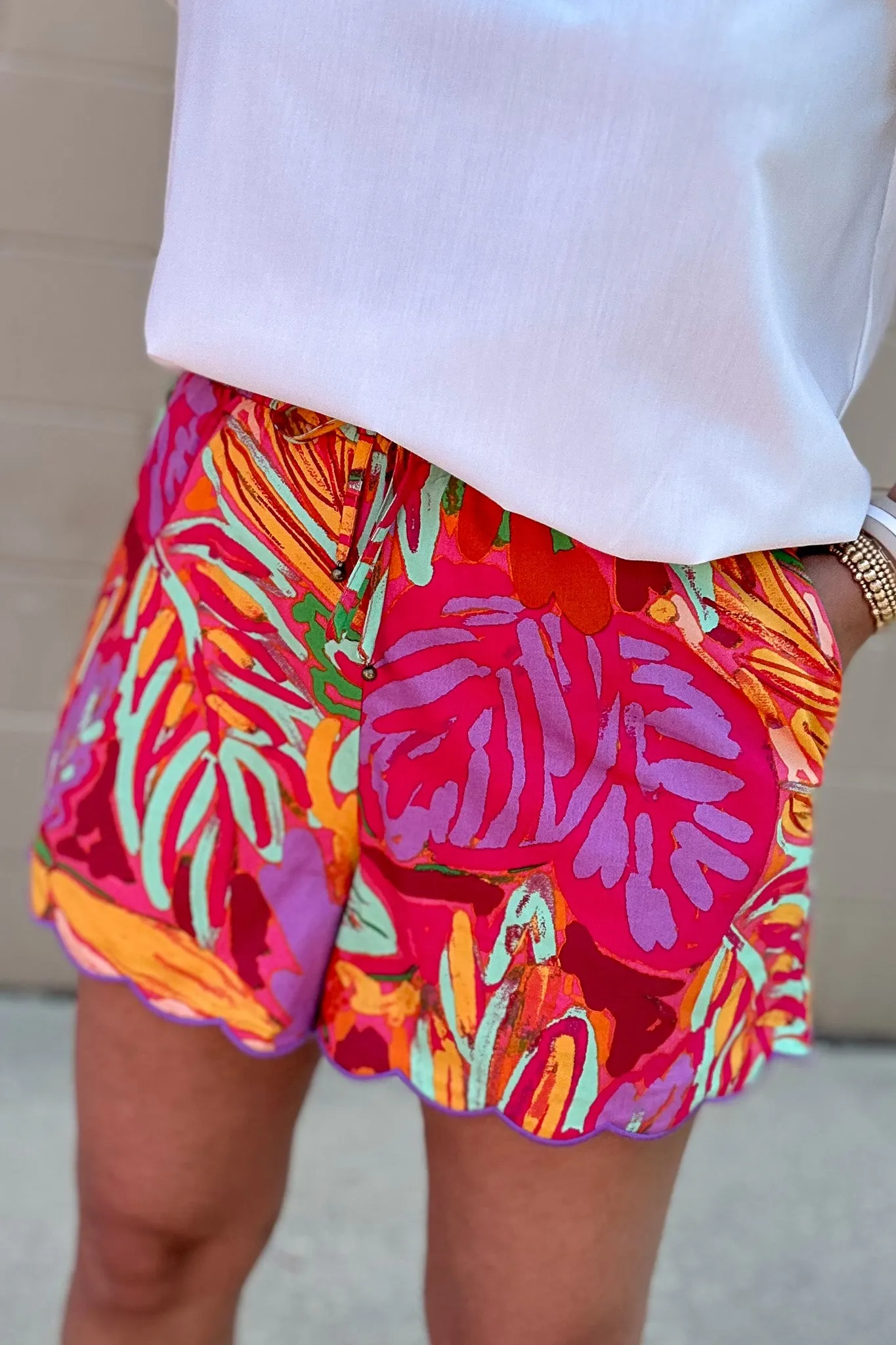 Karlie: Abstract Tropical Palm Scallop Short