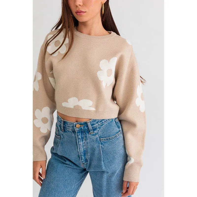 LONG SLEEVE CROP SWEATER WITH DAISY PATTERN